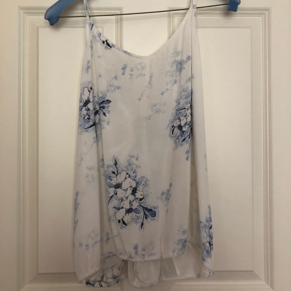 Comfy, light tank for summer